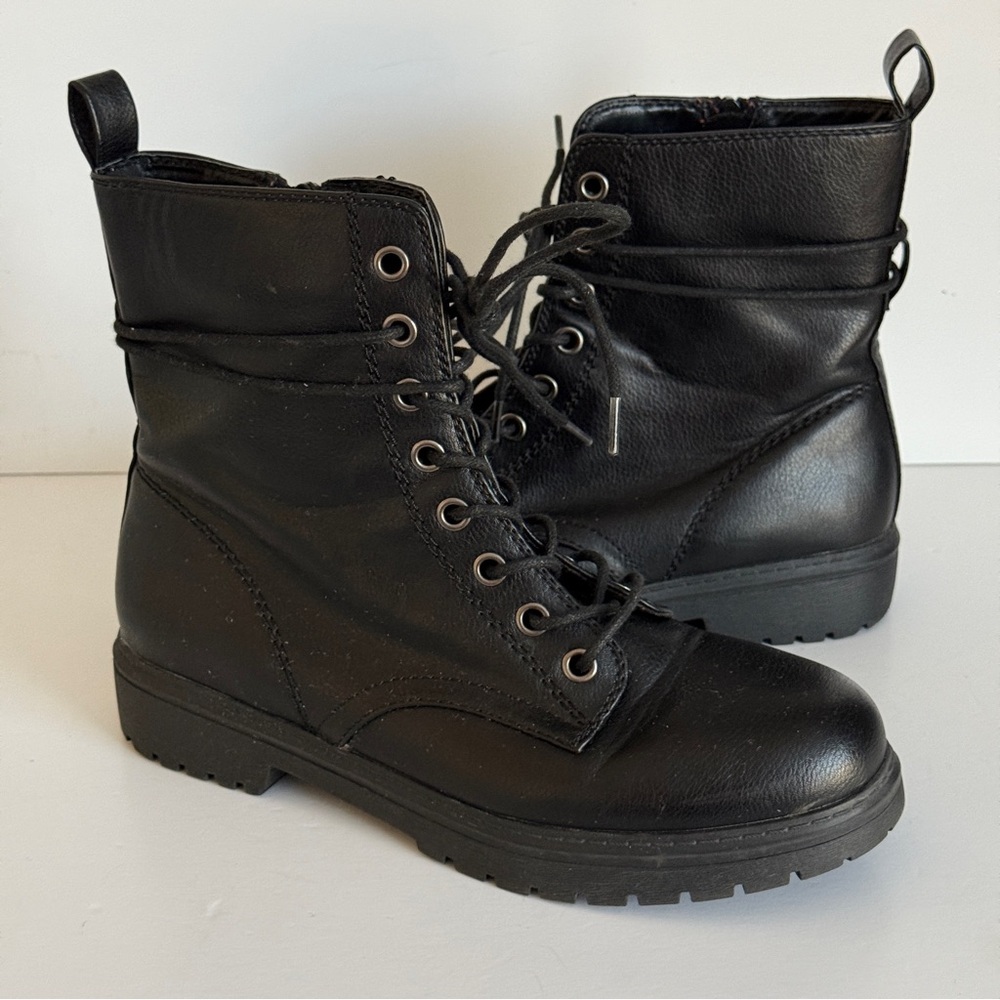 SO Bowfin Women's Black Combat Boots Size 9.5
